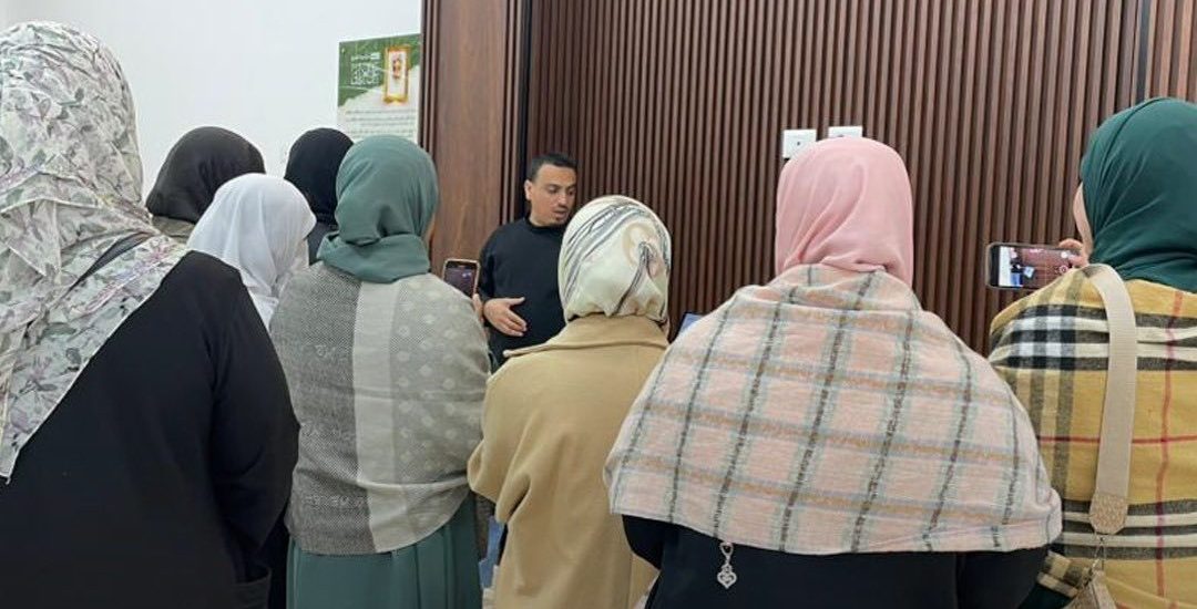 زيارة طلبة جامعة دروب الحياة